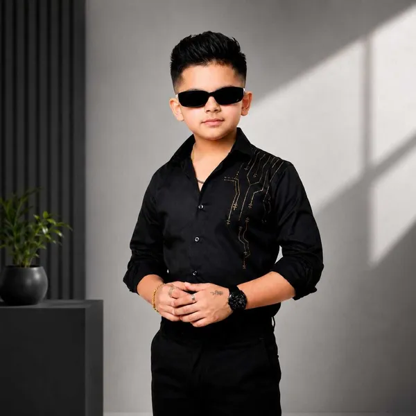 littlevoyagers_Boys_Embroidered_Party_Black_Shirt_()