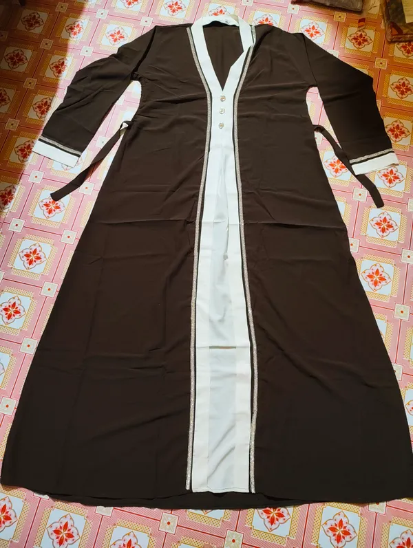 Brown_And_White_Polyester_Burkha_For_Women