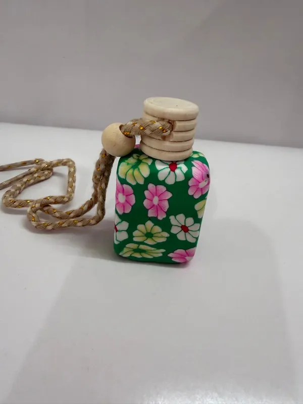 Nature'S_Harvest_Floral_Wooden_Cap_Hanging_Car_Perfume