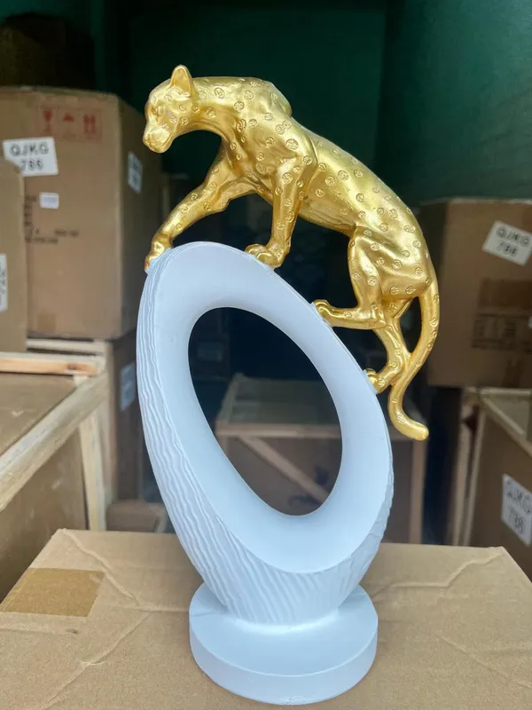 Resin_Modern_Gold_Leopard_Decorative_Sculpture