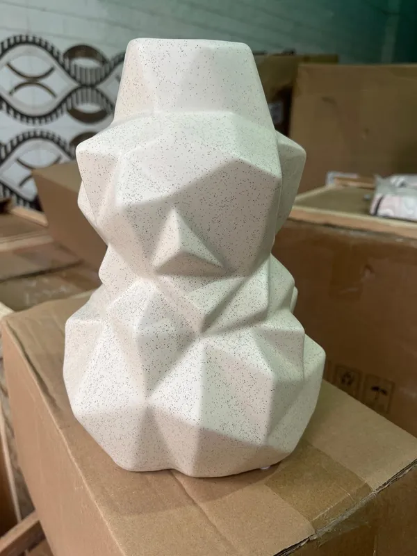 Ceramic_Modern_Low-Poly_Dog_Figurine_Geometric_Vase