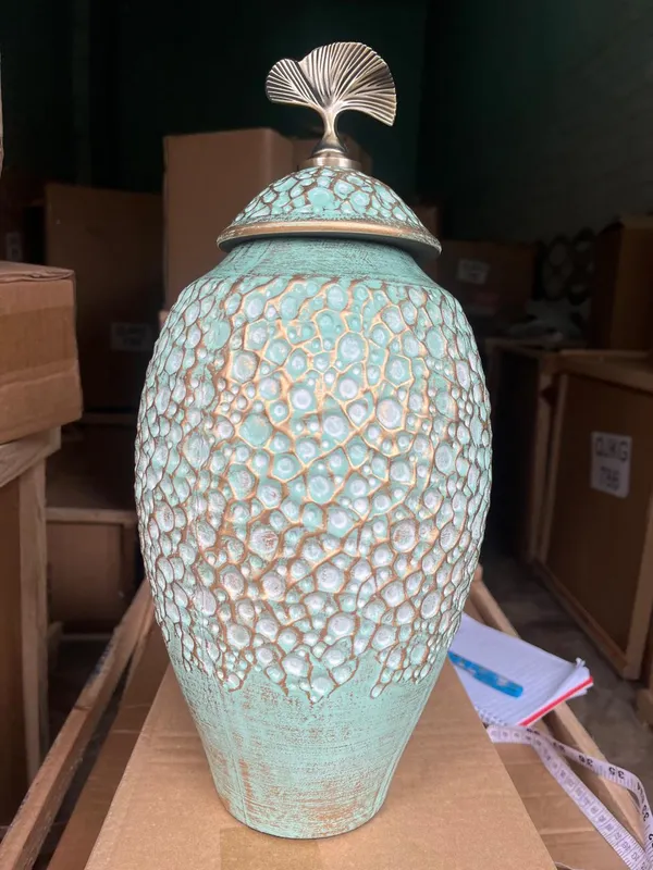 Ceramic_Turquoise_Ginkgo_Leaf_Ornate_Jar