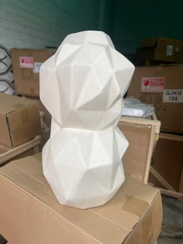 Ceramic_Modern_Low-Poly_Dog_Figurine_Geometric_Vase