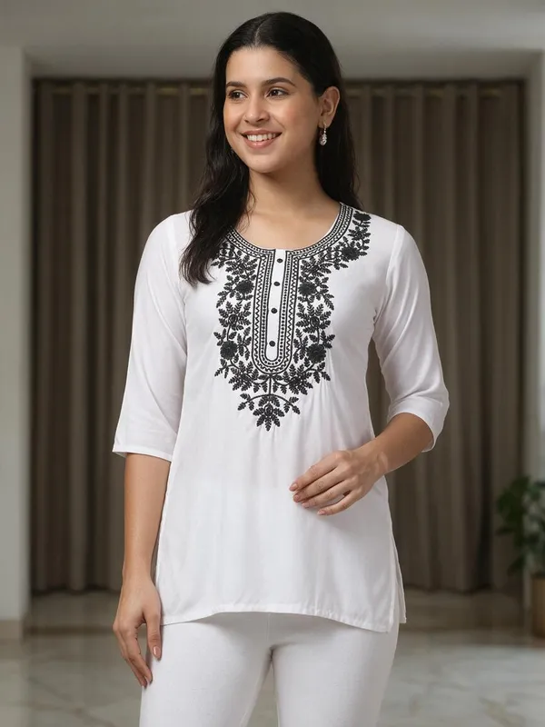 White_Rayon_Straight_Kurta_For_Women