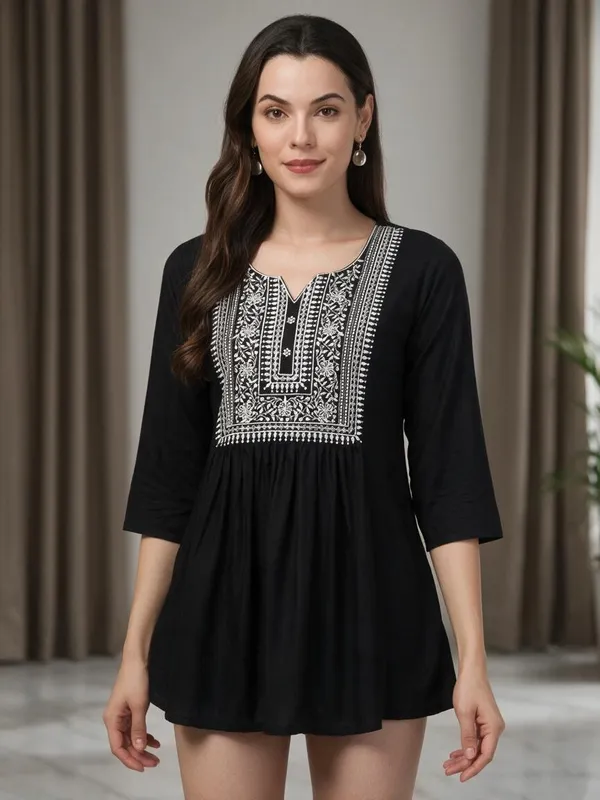 Black_Cotton_Blend_Kurta_For_Women