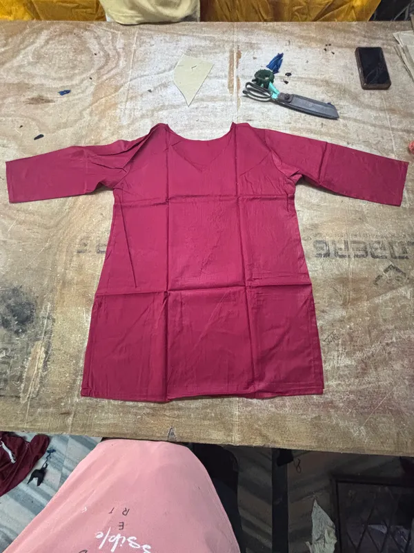 Magenta_60%_Cotton,_40%_Polyester_Premium_Straight_Kurta_For_Women