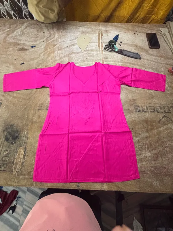 Dark_Pink_60%_Cotton,_40%_Polyester_Premium_Straight_Kurta_For_Women
