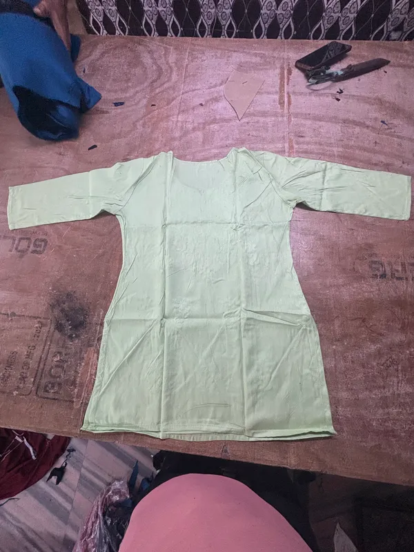 Pista_Green_60%_Cotton,_40%_Polyester_Premium_Straight_Kurta_For_Women
