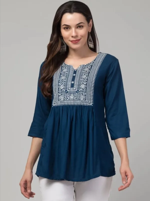 Blue_60%_Cotton,_40%_Polyester_Premium_Straight_Kurta_For_Women