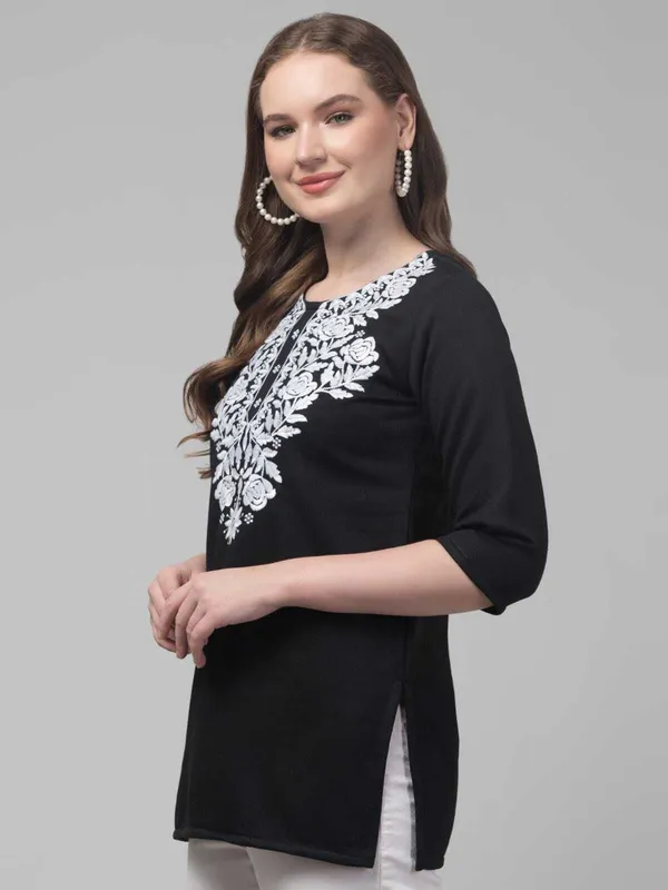 Black_Wool_Premium_Kurta_For_Women