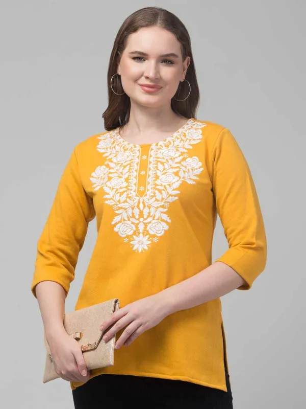 Karigari_collection_Women_Embroidered_Kurta_(Yellow)