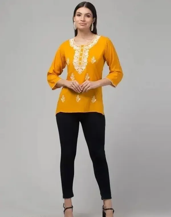 Karigari_Collection_Women_Embroidered_Kurta_(Yellow)