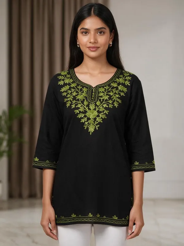 Black_Cotton_Blend_Straight_Kurta_For_Women
