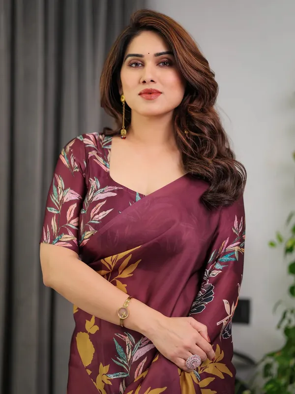 Maroon_Satin_Floral_Print_Saree_With_Blouse_For_Women