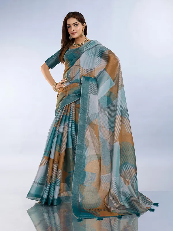 Teal_Cotton_Geometric_Print_Saree_With_Blouse_For_Women