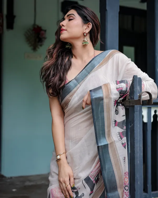 Off_White_Linen_Cotton_Printed_Saree_With_Blouse_For_Women