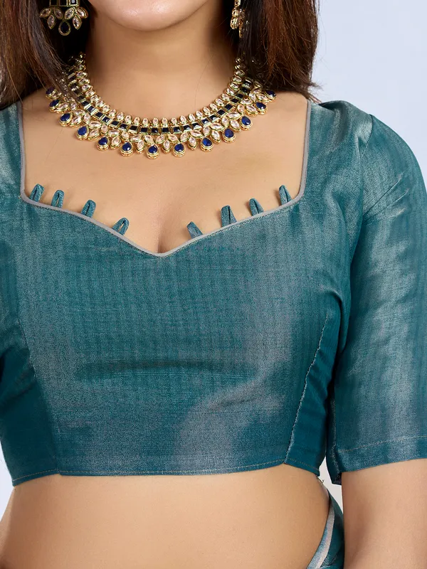 Teal_Cotton_Geometric_Print_Saree_With_Blouse_For_Women