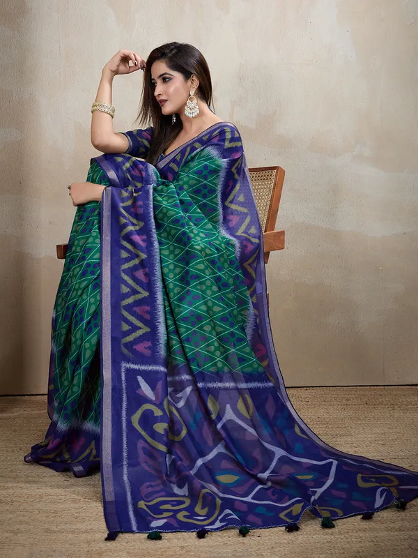 Blue_Green_Chanderi_Cotton_Geometric_Print_Saree_With_Blouse_For_Women