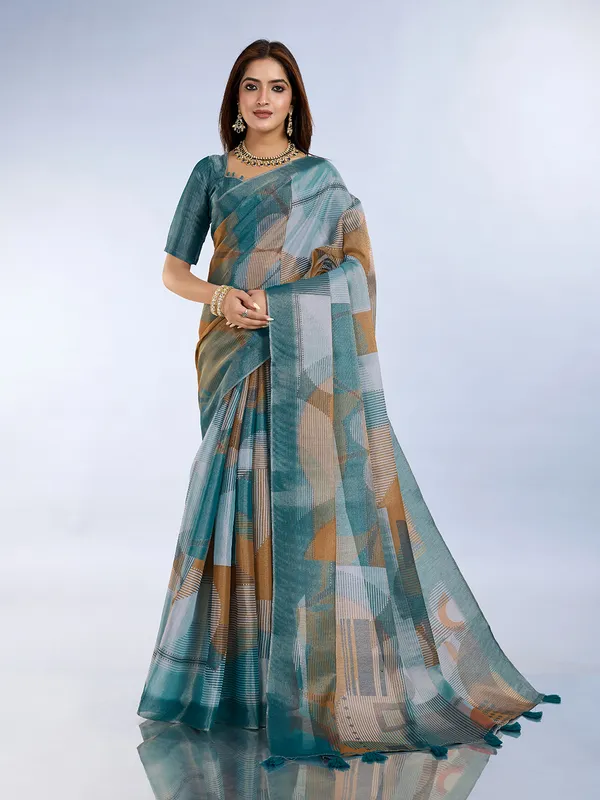 Teal_Cotton_Geometric_Print_Saree_With_Blouse_For_Women
