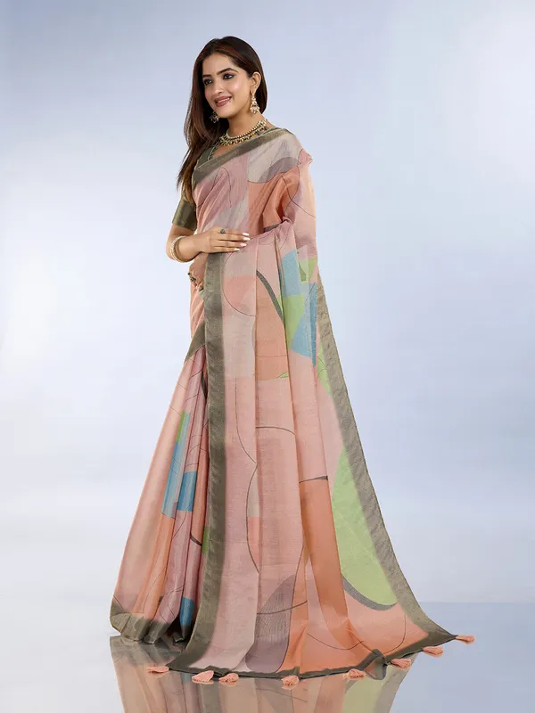 Peach_Cotton_Abstract_Geometric_Print_Saree_With_Blouse_For_Women