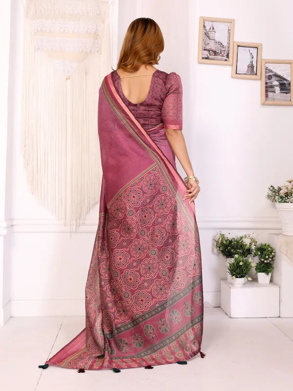Pink_Chanderi_Cotton_Floral_Print_Saree_With_Blouse_For_Women