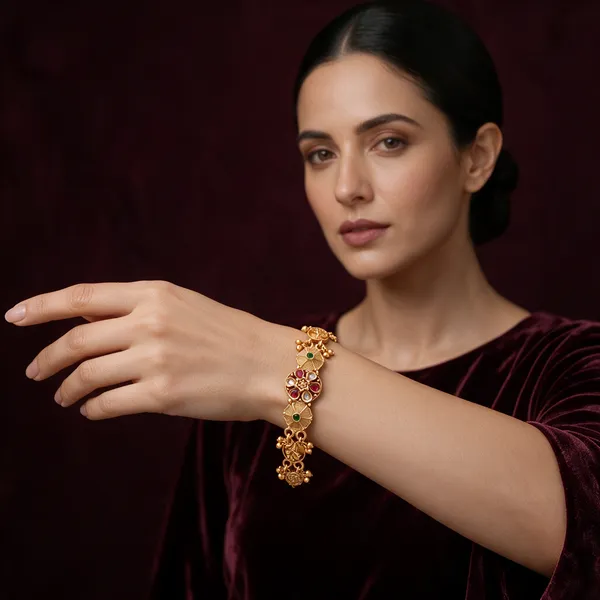 Gold_Matte_Finish_Rajvadi_Bracelet_For_Women