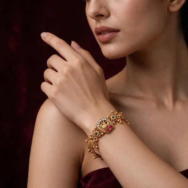 Gold_Matte_Finish_Rajvadi_Bracelet_For_Women