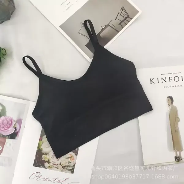 Black_And_White_Seamless_Bralette_Crop_Top_for_Women