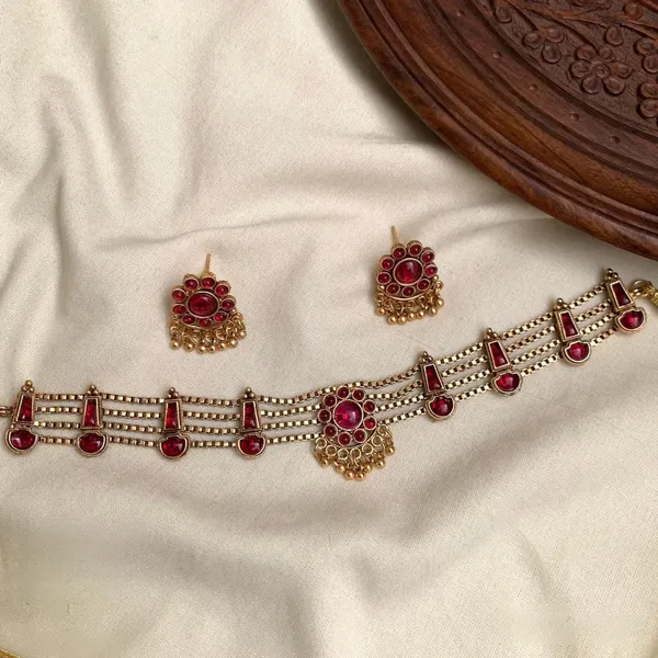 Gold_Tone_Red_Stone_Choker_Necklace_Set_For_Women