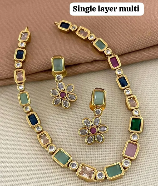 Multicolour_Gold_Tone_Necklace_Set_For_Women