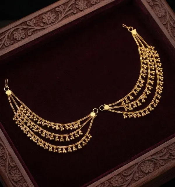 Gold_Tone_Layered_Necklace_For_Women