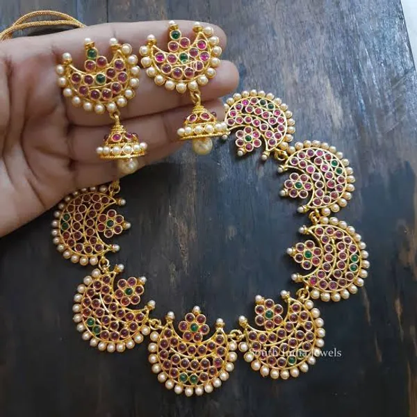 Gold_Tone_Pink_Green_Stone_Necklace_Set_With_Earrings