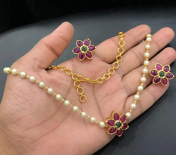 Gold_Tone_Pearl_Floral_Necklace_Set_for_Women