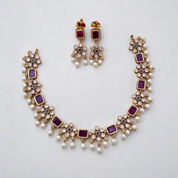 Gold_Toned_Purple_Stone_Pearl_Necklace_Set_For_Women