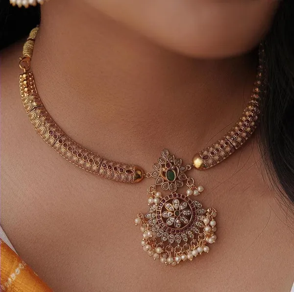 Gold-Toned_Traditional_Choker_Necklace_For_Women