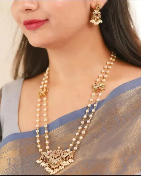 Gold_Tone_Pearl_Kundan_Necklace_Set_For_Women