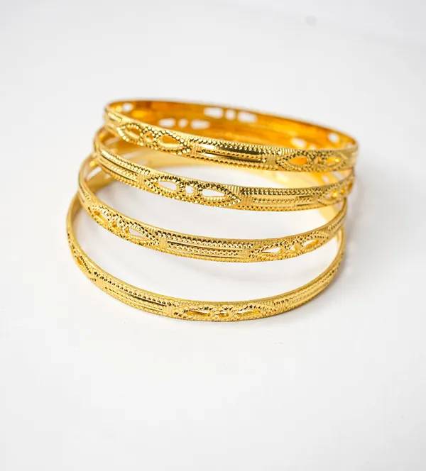 Premium_Gold_Plated__Embellished_Bangle_Set_Of_4_For_Women