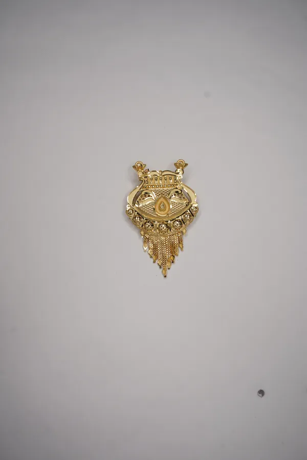 Premium_Gold_Plated__Statement_Pendant_For_Women