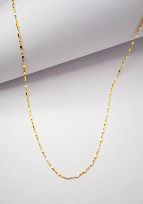 Premium_Gold_Plated__Delicate_Chain_Necklace_For_Women