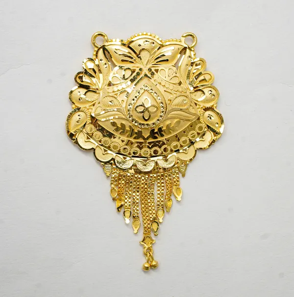 Premium_Gold_Plated__Ornate_Statement_Pendant_For_Women
