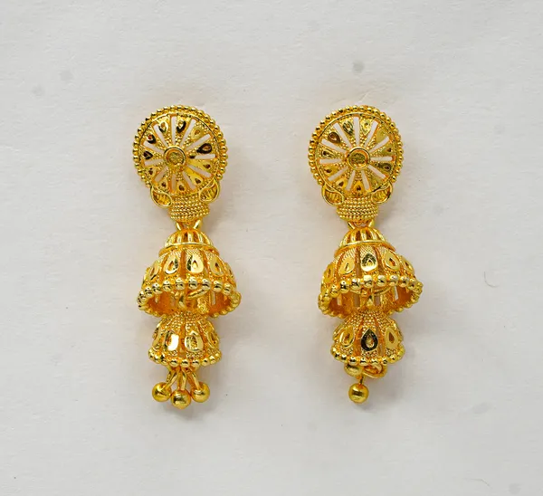 Premium_Gold_Plated__Traditional_Jhumka_Earrings_For_Women