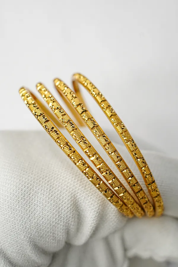 Premium_Gold_Plated__Textured_Bangle_Set_Of_4_For_Women