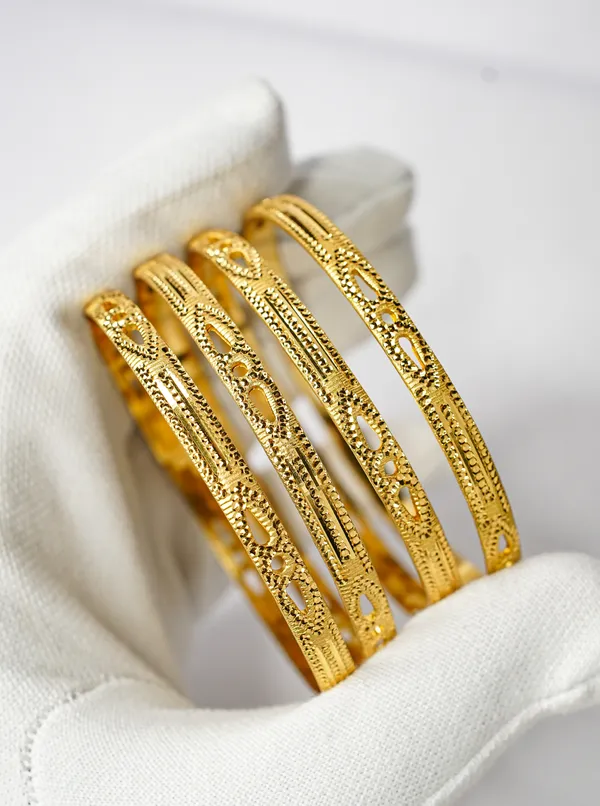 Premium_Gold_Plated__Embellished_Bangle_Set_Of_4_For_Women