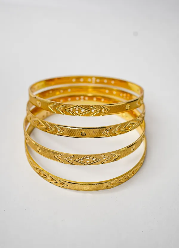 Premium_Gold_Plated__Geometric_Bangle_Set_Of_4_For_Women