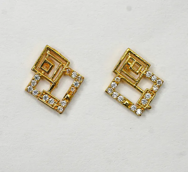 Premium_Gold_Plated__Geometric_Stud_Earrings_For_Women