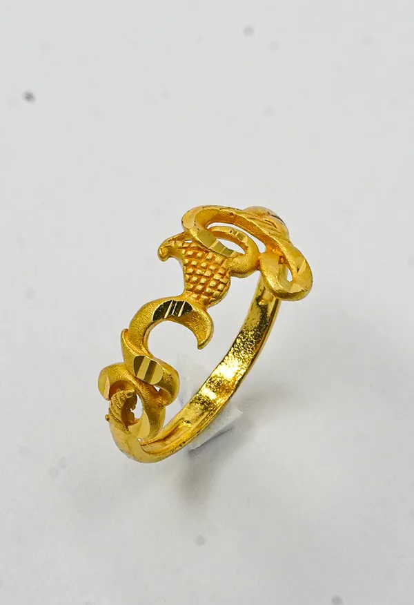 Premium_Gold_Plated__Ornate_Sculpted_Ring_For_Women