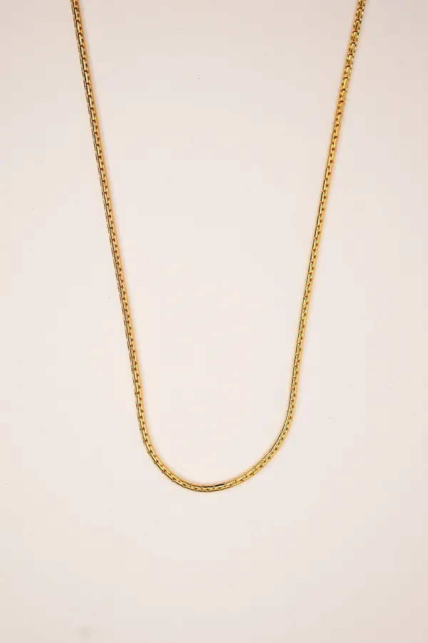 Premium_Gold_Plated__Structured_Link_Chain_Necklace_For_Women