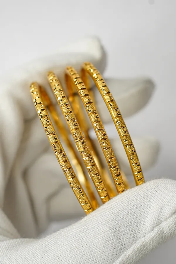 Premium_Gold_Plated__Textured_Bangle_Set_Of_4_For_Women