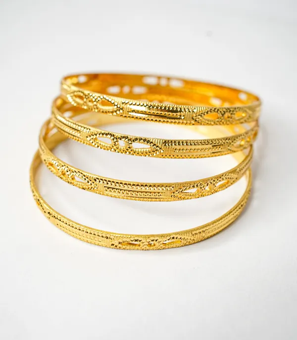 Premium_Gold_Plated__Embellished_Bangle_Set_Of_4_For_Women