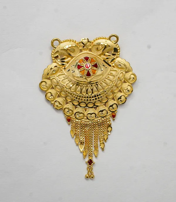 Premium_Gold_Plated__Traditional_Pendant_Necklace_For_Women